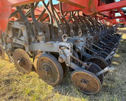 Sembradora Juber 4600 de 22 a 21cm