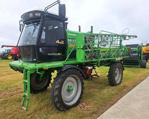 Pulverizador Metalfor Múltiple 2800 en muy Buen Estado