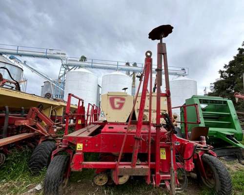 Sembradora Giorgi Precisa 8000