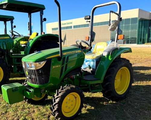Tractor John Deere 3036e