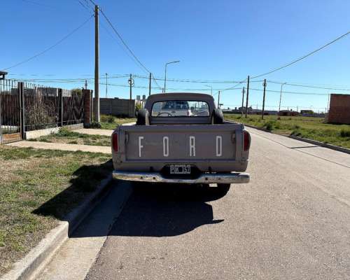 Ford F-100 1964 V8