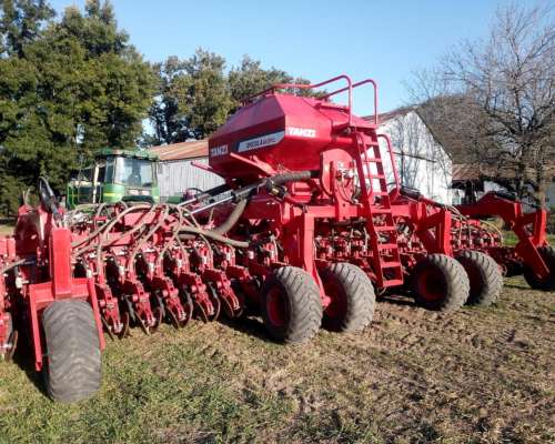 Tanzi 4. Sembradora Tanzi 4 año 2022. 55 a 17,5. Kit Gruesa