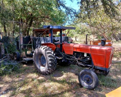 Tractor Fiat 700 e - Excelente Estado y Mecánica.-