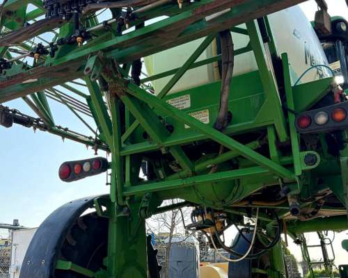 Pulverizadora Autopropulsada Metalfor 7035 - 2016