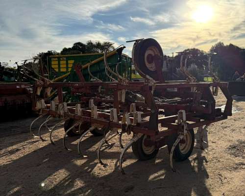 Cultivador de Campo Giorgi C.C.G.4 de 5,60 Mts con 31 Arcos