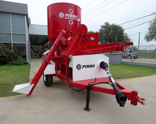 Moledora Mezcladora Distribuidor Cereal y Fardo Pirro JP 100