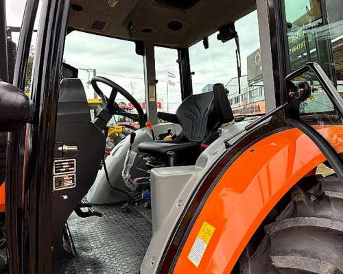 Tractor Marca Conax de 95 HP Doble Tracción Origen Chino