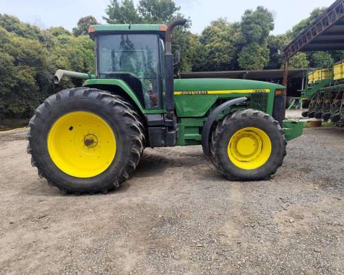 Tractor John Deere 8300