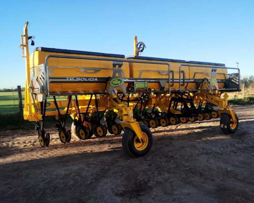 Fertlizadora Incorporadora Macar SR