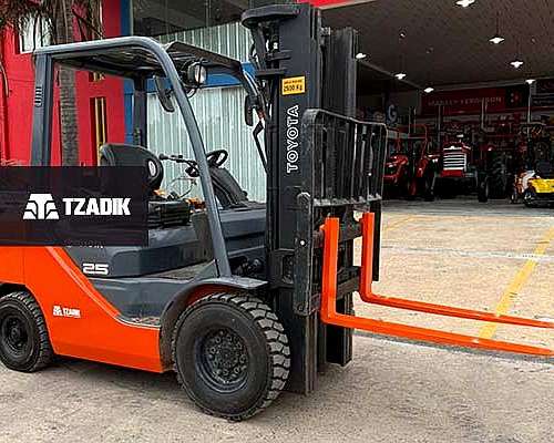 Autoelevador Toyota Usado 25 4,7m 2500kg