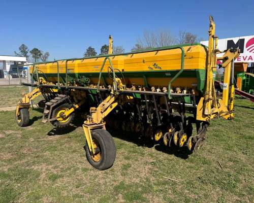 -fertilizadora Marca SR de 21 Líneas a 35 cm