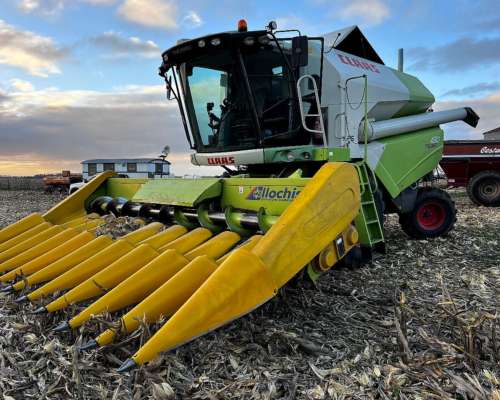 Cosechadora Claas Tucano 430 25 Pies