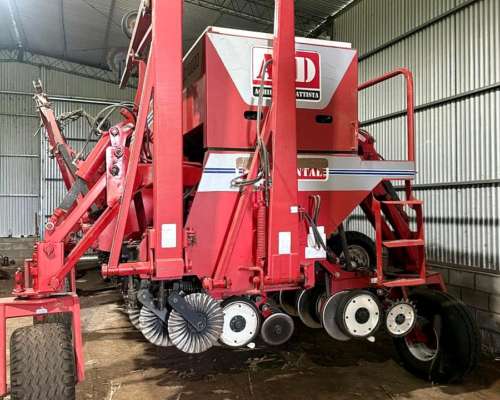 Vendo Sembradora Monumental 10000