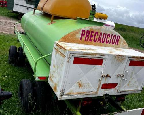 Tanque de Combustible Gentili 3000 Lts C/bauleta y Tnq/agua