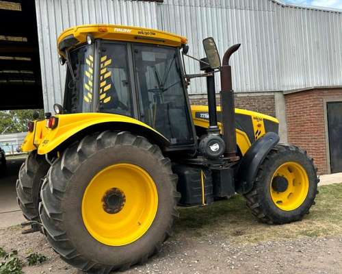 Tractor Brioso 215ie de 215 HP