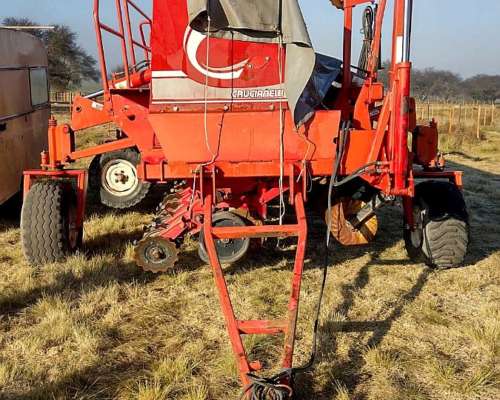 Sembradora Crucianelli Gringa V de 14 a 52 Mecanica 2014