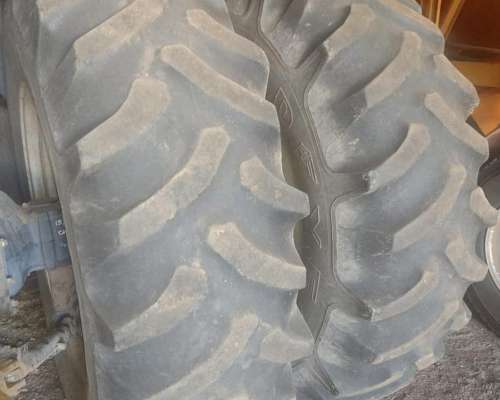 Tractor New Holland TM7040 - Usado Doble Tracción