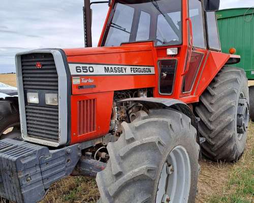 Tractor Massey Ferguson 650, año 2002, 150 HP, 8.000 Horas M