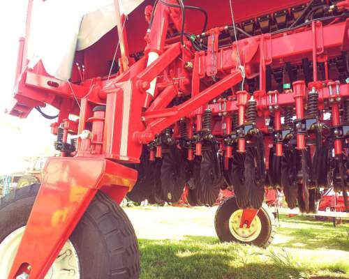 Sembradora Pionera 39 a 17 cm con Kit Mecánico 20 a 35 Nueva