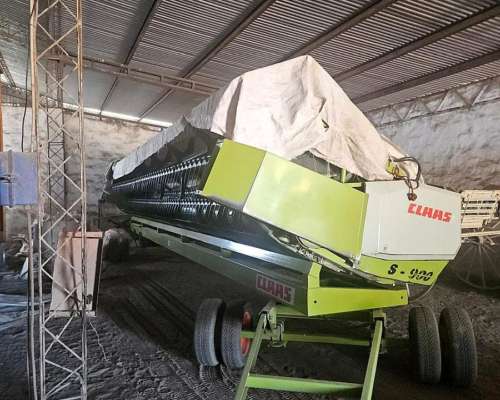 Cosechadora Claas Tucano 560 - Plataforma 30 Pies - Unica