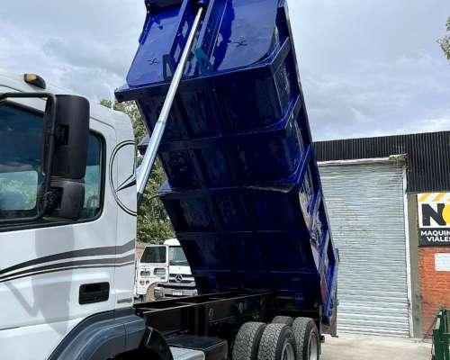 Mercedes Benz Axor 3131 6X4 2018