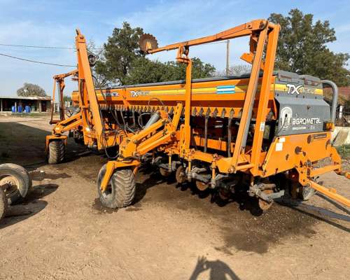 Sembradora Agrometal TX Mega 16/52 Mod.15, Fert.lateral