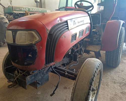 Tractor Hanomag 250 año 2010