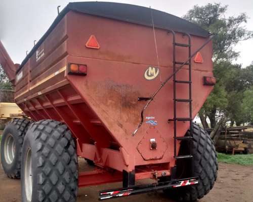 Tolva Autodescargable Montecor, año 2008, 22 TN, Lona Nueva,