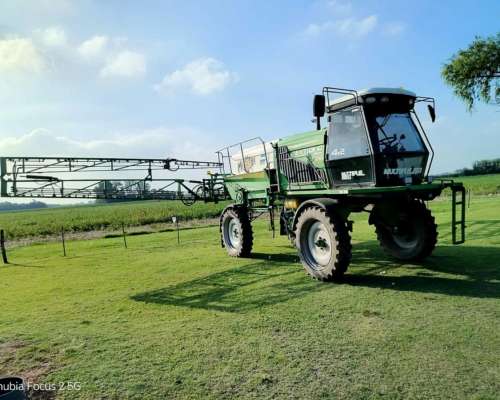 Pulverizadora Metalfor 2800 Múltiple