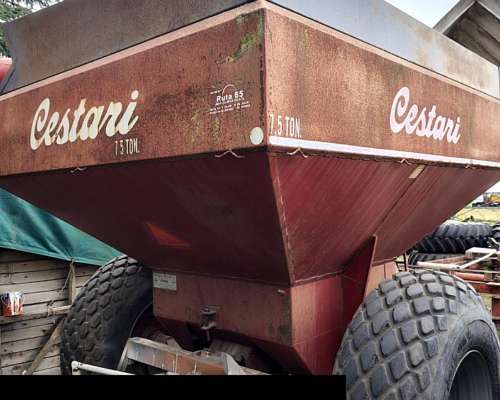 Tolva Semillas y Fertilizantes Cestari 7.5 TT