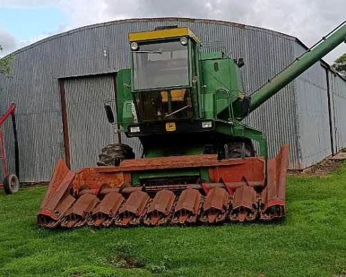 John Deere 975 Trabajando 19000 con Maicero
