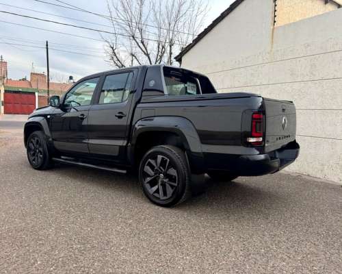 Volkswagen Amarok Black Style 2025