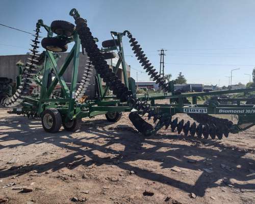 Rastra Diamante de 9 Metros.