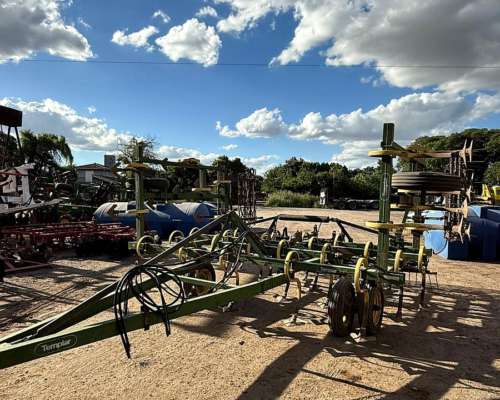 Cultivador de Campo Templar de 6,60 con Peine y Rolo