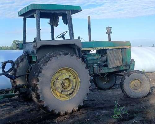 Tractor John Deere 4730