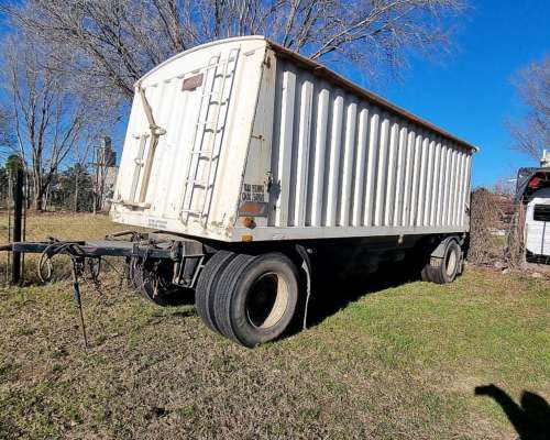 Equipo Tipo Full Trailer Acoplado de 2 Ejes y Semi de 1 Eje