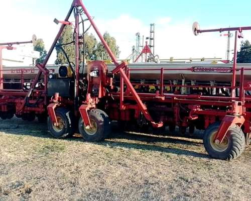 Sembradora Giorgi Precisa 8000, de 18 a 52cm