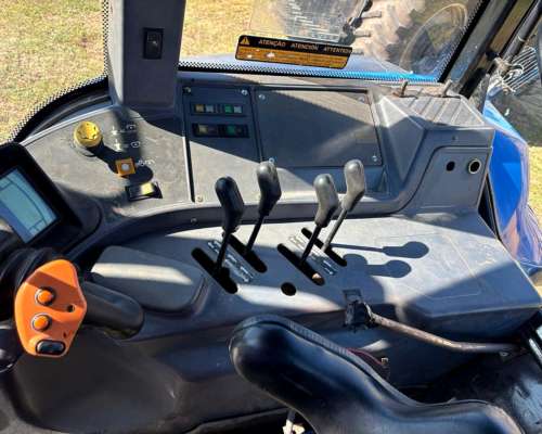 Tractor New Holland TM 7030