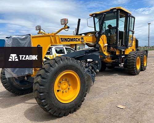 Moto Niveladoras Sinomach 717 177 HP