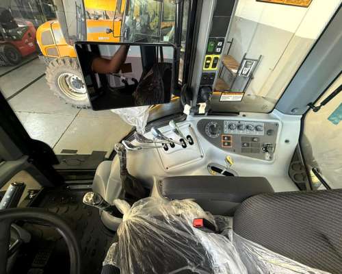 Tractor Valtra BH 224 HI Tech