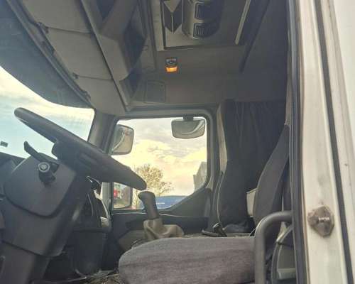 Camión Renault Premium 320 DXI