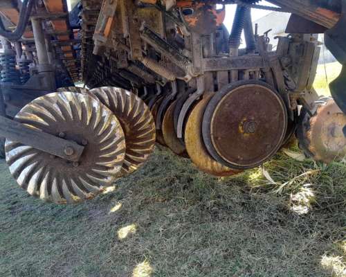 Sembradora Dumaire 760. Buen Estado.