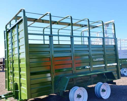 Jaula para Hacienda de 1,80 X 3,60 Mts con Lanza Regulable
