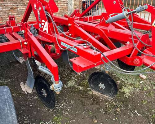 Subsolador Descompactador Paratil Apache de 6 Timones PUA