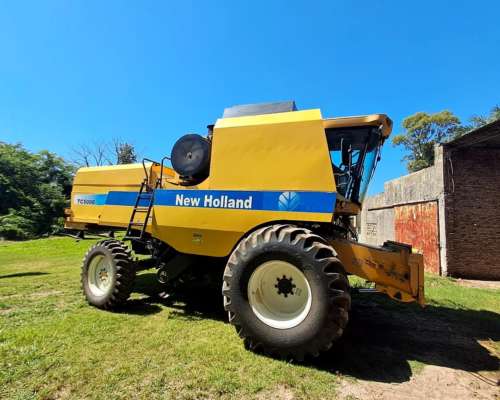Cosechadora New Holland TC5090