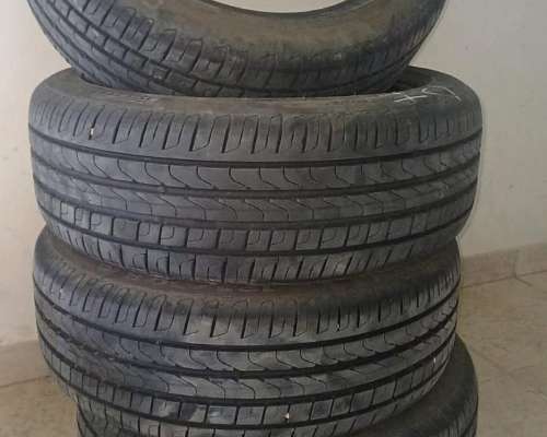 Vendo 4 Neumaticos Pirelli 195-50 R16 con muy Poco USO