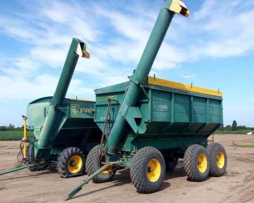 Tolva Autodescargable Richiger 16 TN, 3 Ejes, Balanza