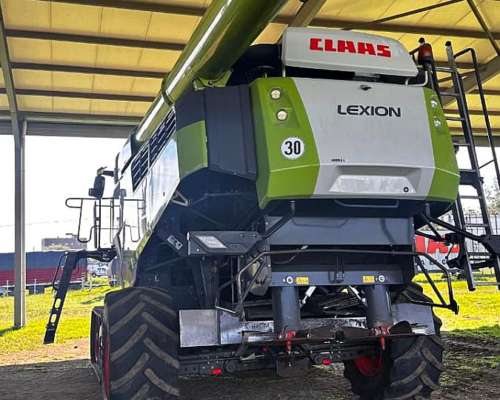Cosechadora Lexion 7600. año 2021 con Plataforma de 45 Pies