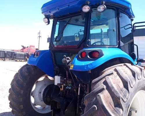 Tractpr New Holland TD 5110 año 2017