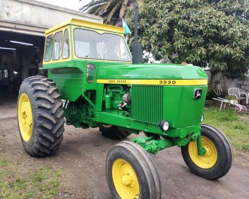 Tractor John Deere 3530. Impecable